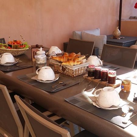 Les Portes Du Soleil Bed and Breakfast Capestang Esterno foto