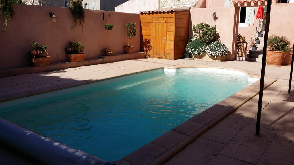 Les Portes Du Soleil Bed and Breakfast Capestang Esterno foto