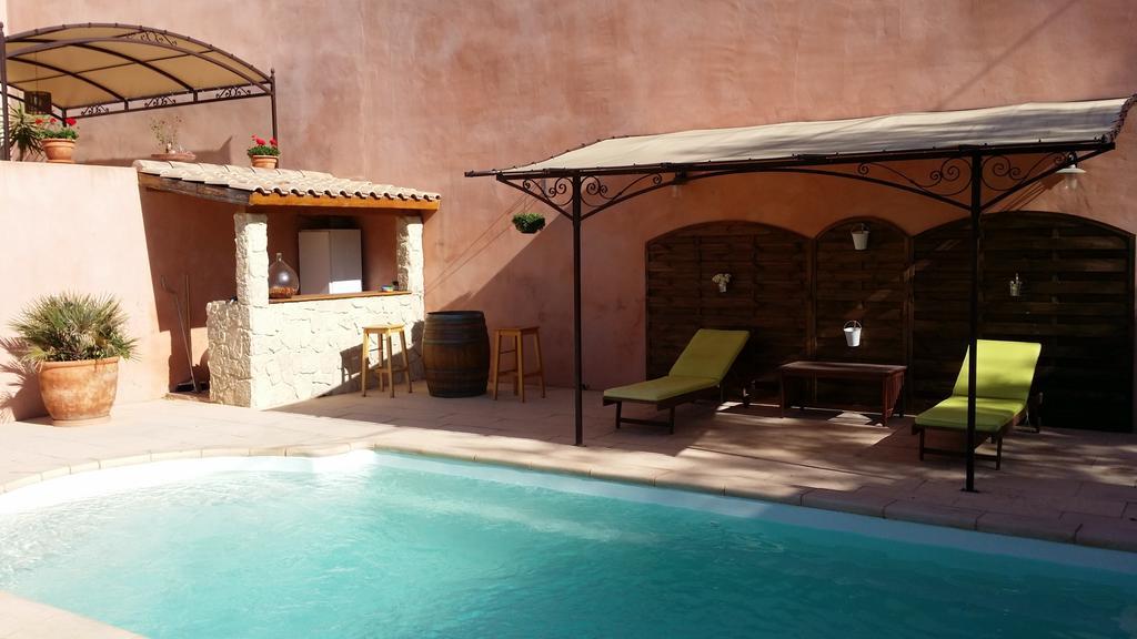 Les Portes Du Soleil Bed and Breakfast Capestang Esterno foto