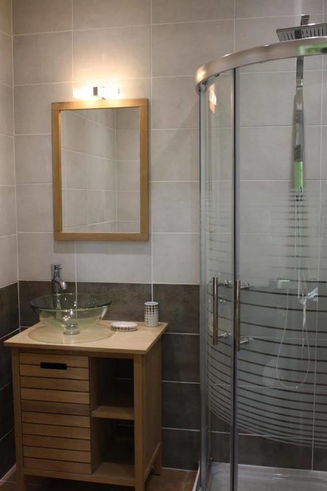 Les Portes Du Soleil Bed and Breakfast Capestang Esterno foto